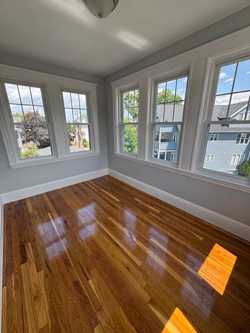 61 Templeton Pkwy 61, Watertown, MA 02472