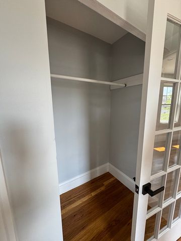 61 Templeton Pkwy 61, Watertown, MA 02472