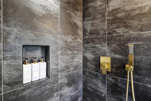 14 S Swinton Circle, Delray Beach, FL 33444