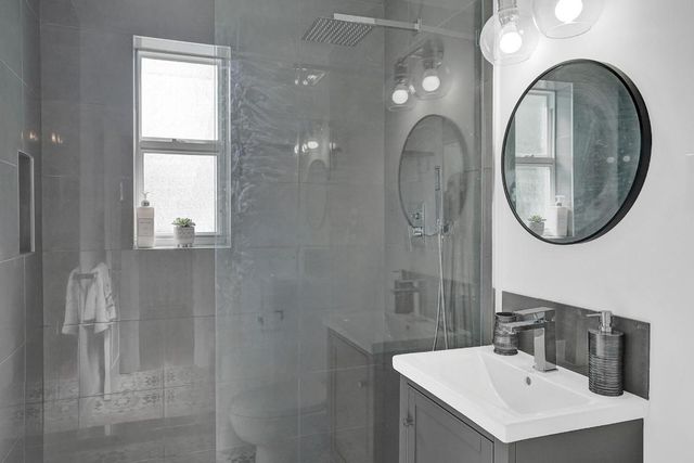 14 S Swinton Circle, Delray Beach, FL 33444