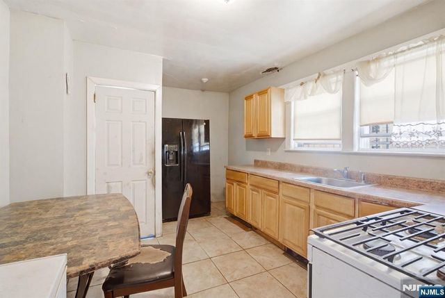 307 Isabella Avenue, Irvington, NJ 07111
