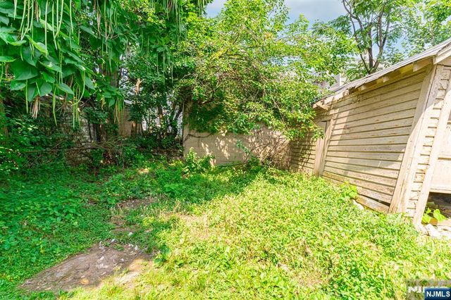 307 Isabella Avenue, Irvington, NJ 07111
