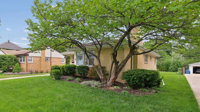 311 N Elm Avenue, Elmhurst, IL 60126