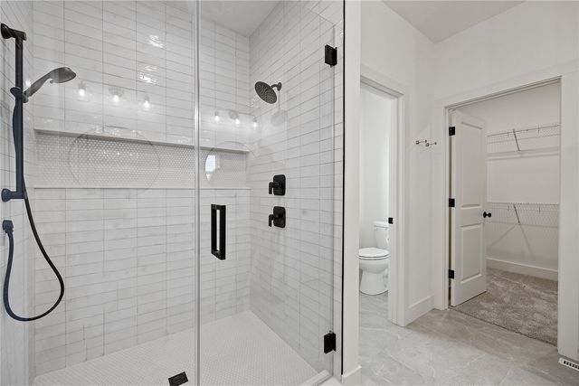 2574 Royal Oak Ridge Road, Marion, IA 52203