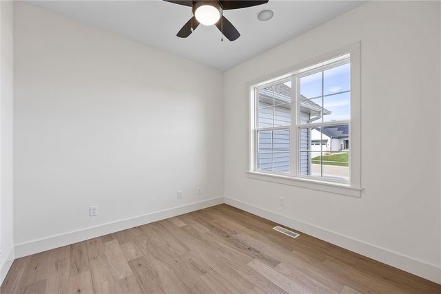 2574 Royal Oak Ridge Road, Marion, IA 52203