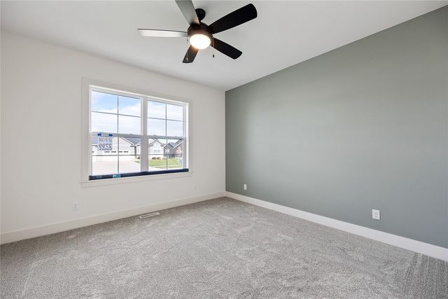 2574 Royal Oak Ridge Road, Marion, IA 52203