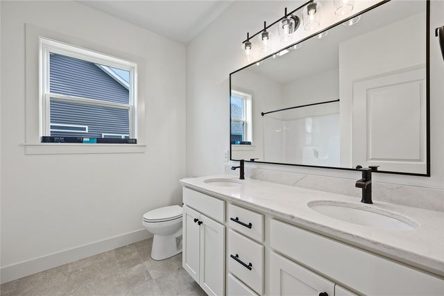 2574 Royal Oak Ridge Road, Marion, IA 52203