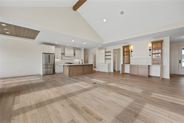 2574 Royal Oak Ridge Road, Marion, IA 52203