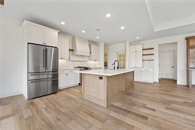 2574 Royal Oak Ridge Road, Marion, IA 52203