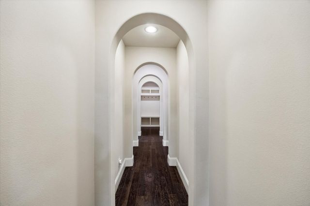 3 Tiburon Court, Spring, TX 77389