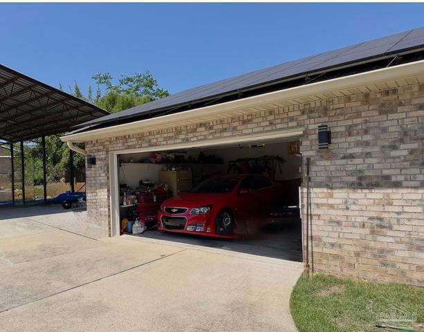 305 Shiloh Dr, Pensacola, FL 32503