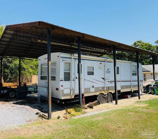 305 Shiloh Dr, Pensacola, FL 32503