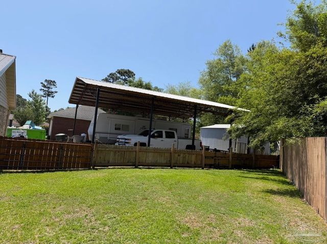 305 Shiloh Dr, Pensacola, FL 32503