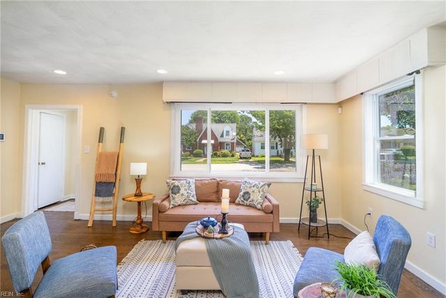 143 Robinson RD, Hampton, VA 23661