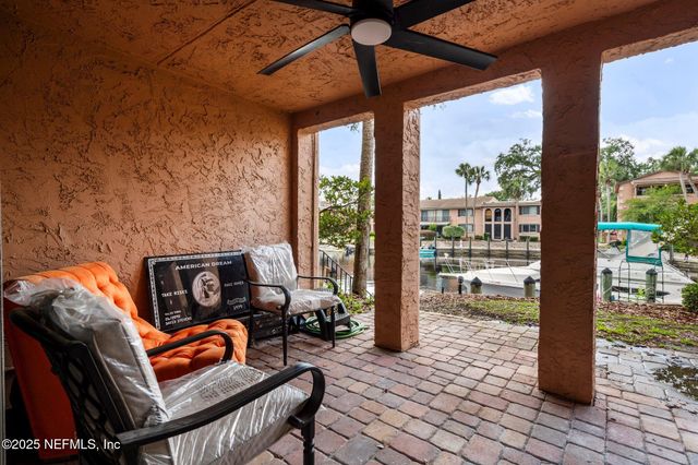 5375 ORTEGA FARMS Boulevard, 408, Jacksonville, FL 32210