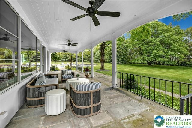 1803 Apple Tree Lane, Lower Saucon Twp, PA 18015