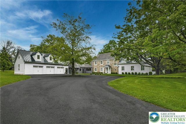 1803 Apple Tree Lane, Lower Saucon Twp, PA 18015