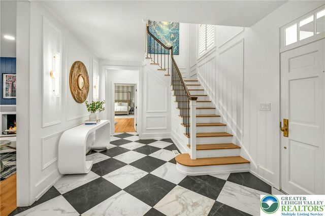 1803 Apple Tree Lane, Lower Saucon Twp, PA 18015