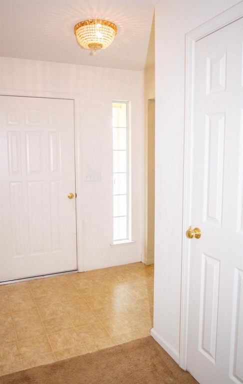 Image 14 of property listing at 31306 Ruth Hill Road, Yokuts Valley, CA 93675