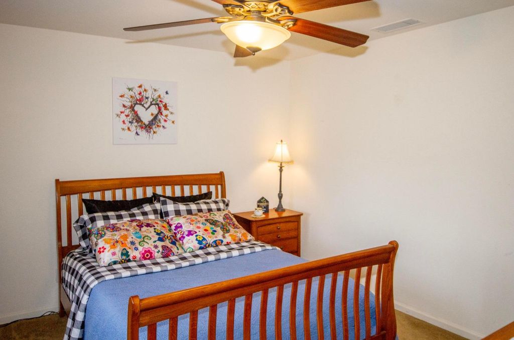 Image 22 of property listing at 31306 Ruth Hill Road, Yokuts Valley, CA 93675