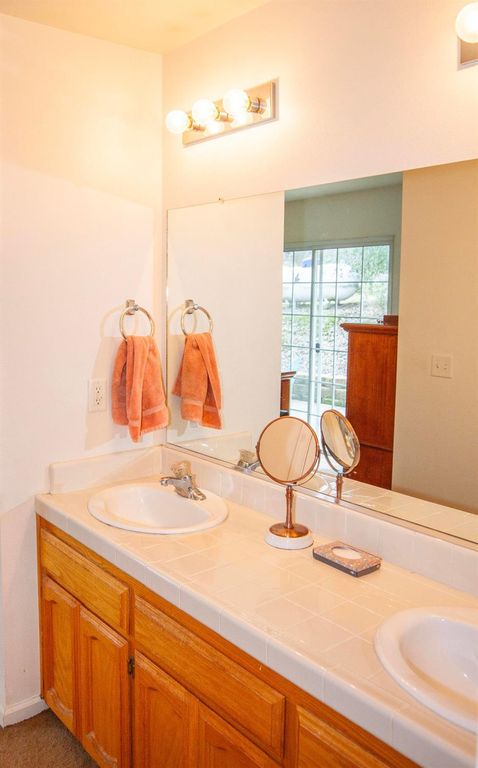 Image 25 of property listing at 31306 Ruth Hill Road, Yokuts Valley, CA 93675