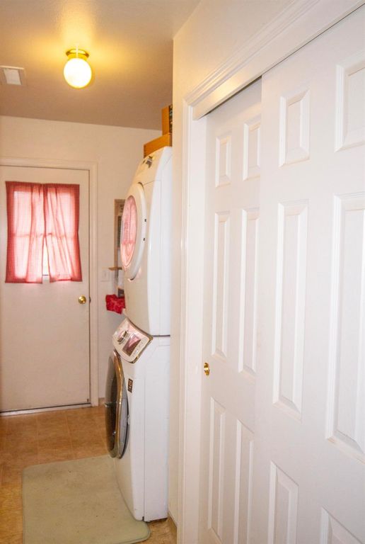 Image 34 of property listing at 31306 Ruth Hill Road, Yokuts Valley, CA 93675