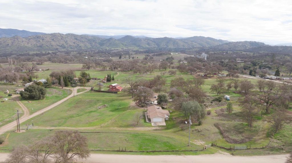 Image 67 of property listing at 31306 Ruth Hill Road, Yokuts Valley, CA 93675