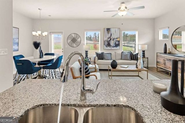6379 Sundowner Place 139, South Fulton, GA 30331