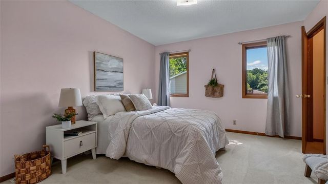 415 Hewitt Street, Eau Claire, WI 54703