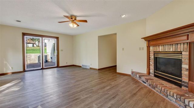 415 Hewitt Street, Eau Claire, WI 54703
