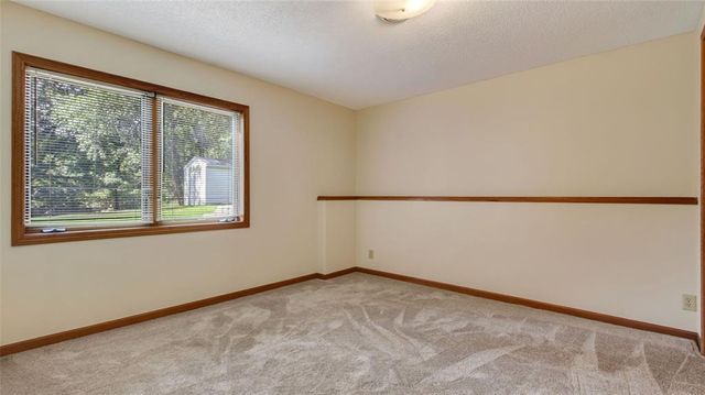 415 Hewitt Street, Eau Claire, WI 54703