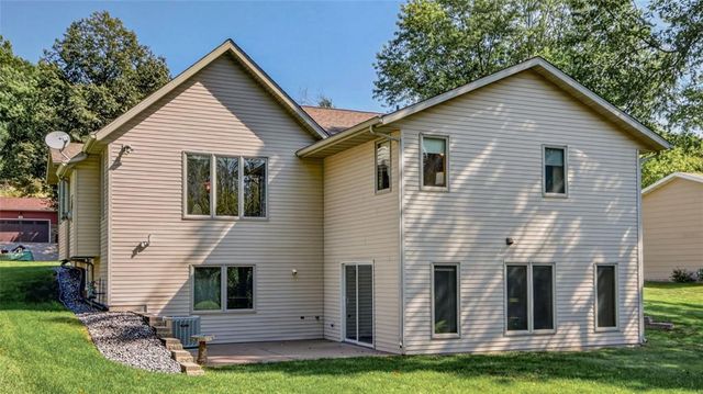 415 Hewitt Street, Eau Claire, WI 54703