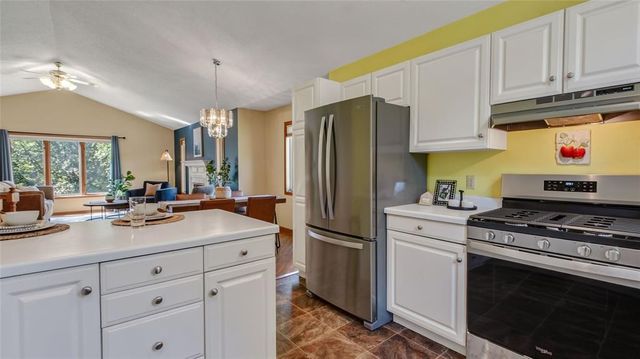 415 Hewitt Street, Eau Claire, WI 54703