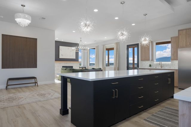 16 Eastside Loop, Sandia Park, NM 87047