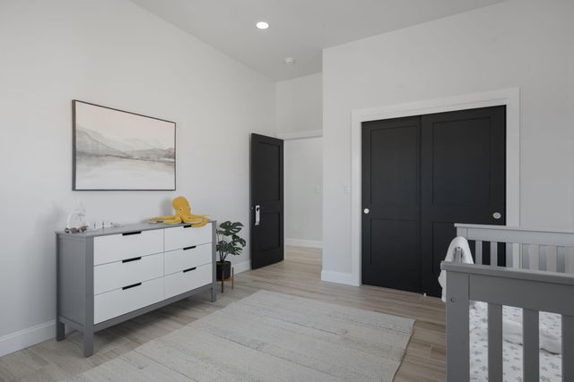 16 Eastside Loop, Sandia Park, NM 87047