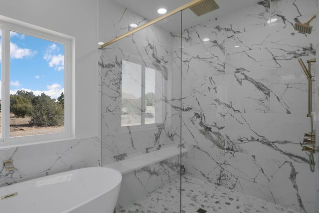 16 Eastside Loop, Sandia Park, NM 87047