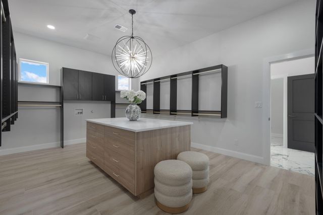 16 Eastside Loop, Sandia Park, NM 87047