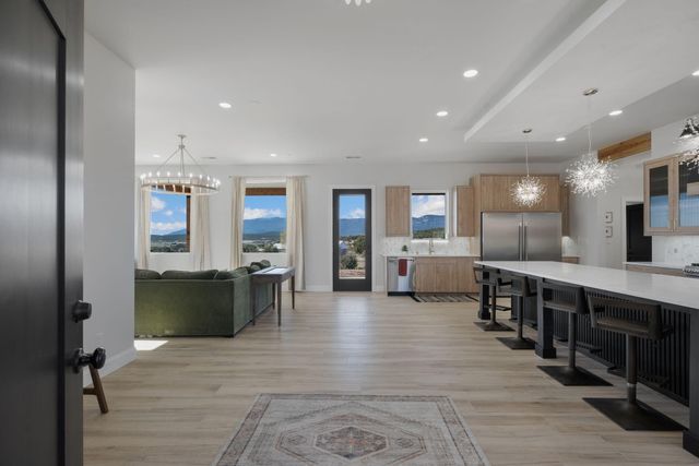 16 Eastside Loop, Sandia Park, NM 87047