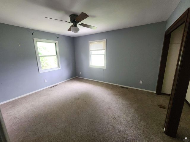1900 Violet Circle, Manhattan, KS 66502