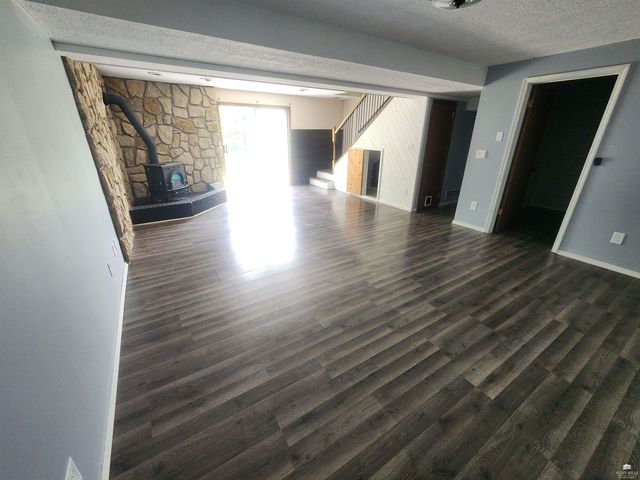 1900 Violet Circle, Manhattan, KS 66502