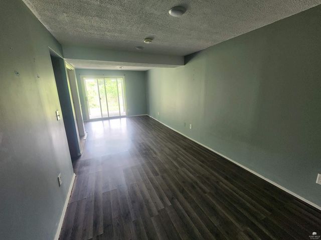 1900 Violet Circle, Manhattan, KS 66502