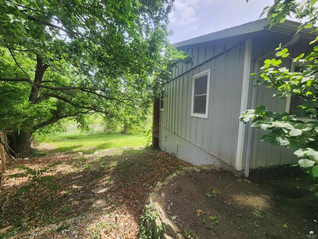 1900 Violet Circle, Manhattan, KS 66502