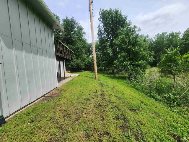 1900 Violet Circle, Manhattan, KS 66502
