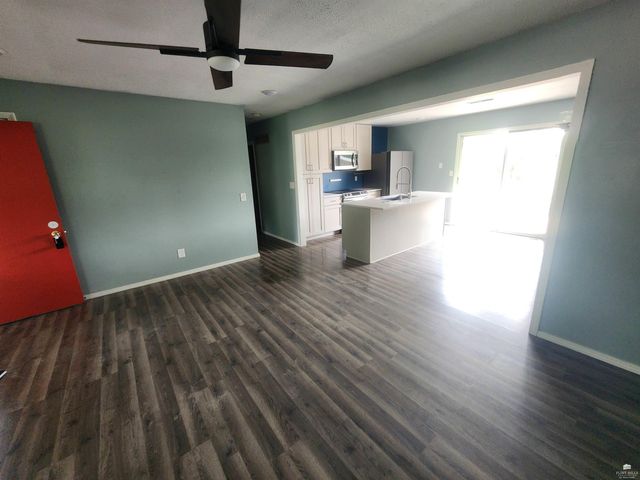 1900 Violet Circle, Manhattan, KS 66502