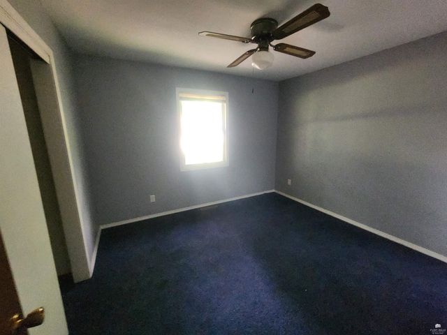 1900 Violet Circle, Manhattan, KS 66502