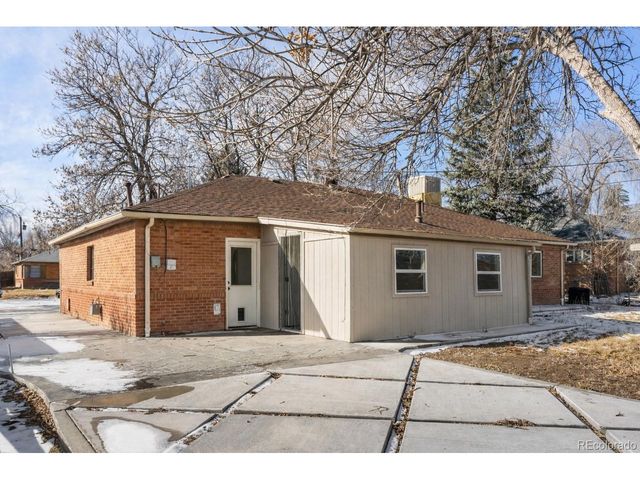 778 Troy Ct, Aurora, CO 80011