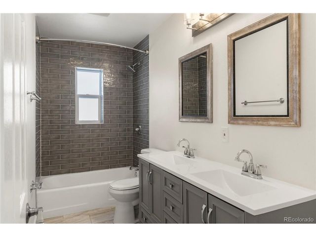 778 Troy Ct, Aurora, CO 80011