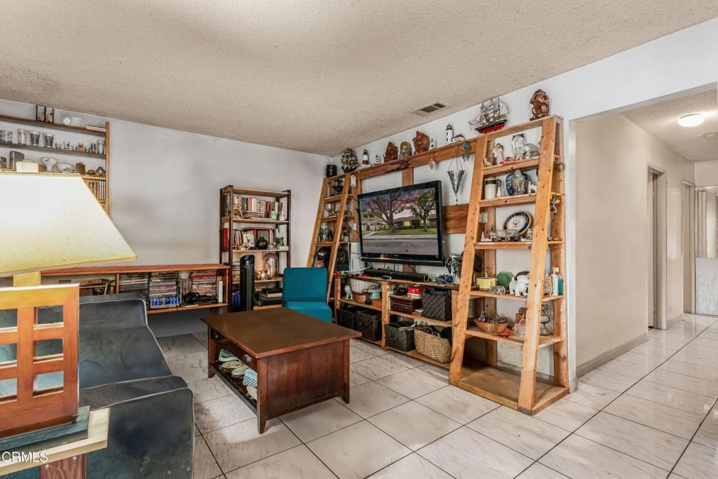 Image 3 of property listing at 2749 Bolker Drive, Port Hueneme, CA 93041