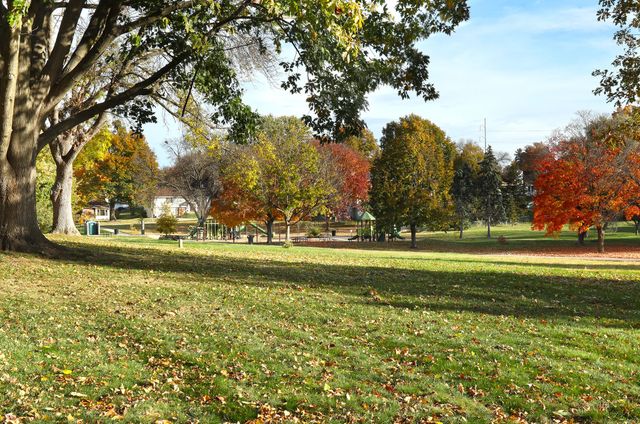 5101 Dakota Drive, West Des Moines, IA 50265