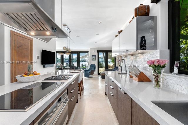 34 W Dilido Drive, Miami Beach, FL 33139